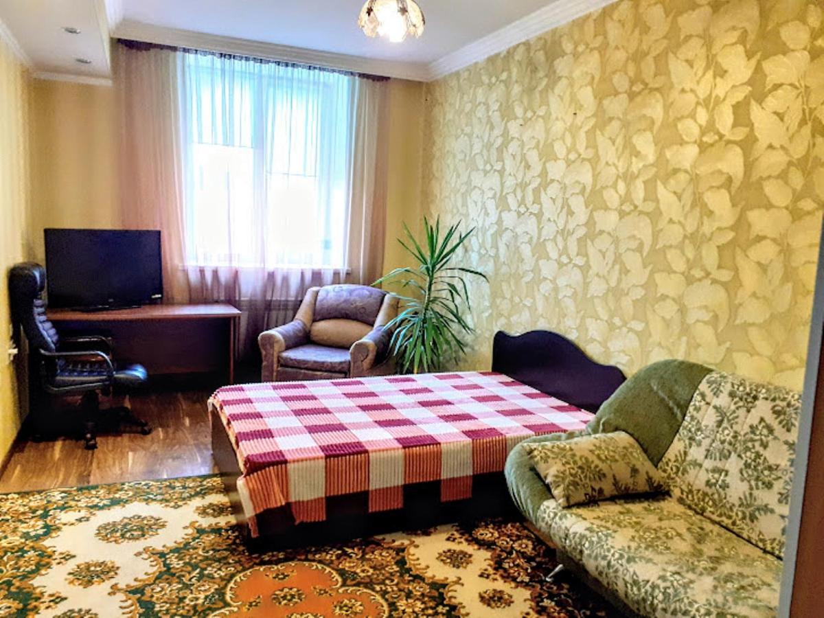 Apartments 50 Let Oktyabrya Dobry Dom174 Satka Εξωτερικό φωτογραφία